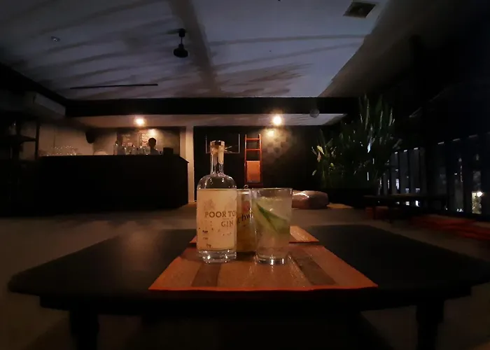 Snooze & Skybar *