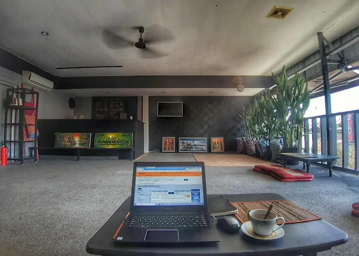 Snooze & Skybar Siem Reap